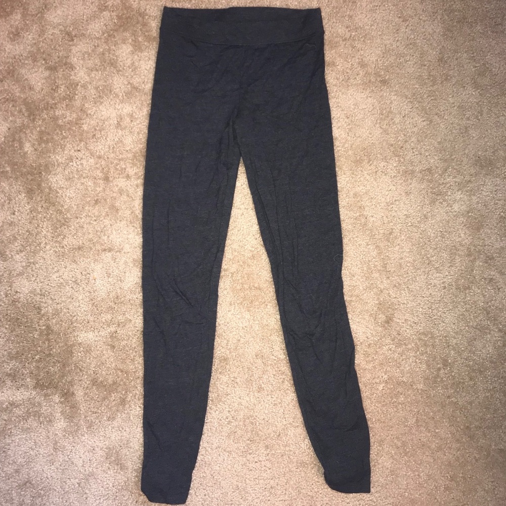 Dark grey pink leggings